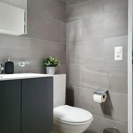 Palma - & Cozy With Free Private Parking Apartment