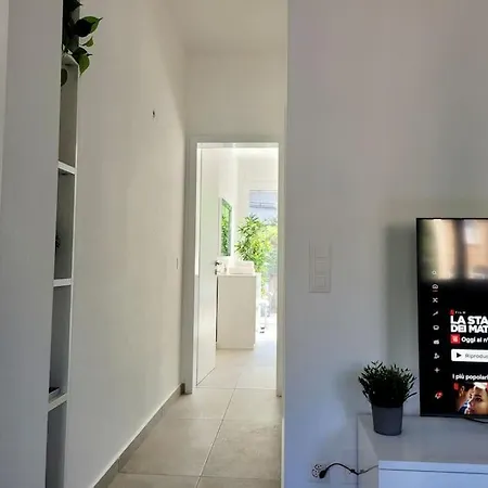 Daire Palma - & Cozy With Free Private Parking